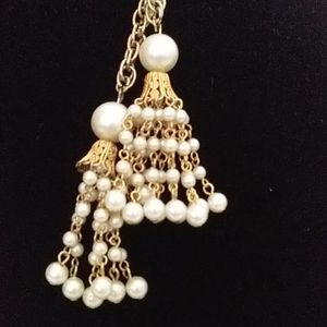 Vintage Gold Tone & Pearls Bold Necklace